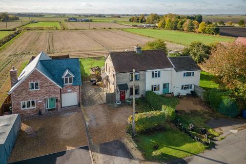 Gunton House Daintree Road, Ramsey St Marys, Huntingdon, PE26 2TF