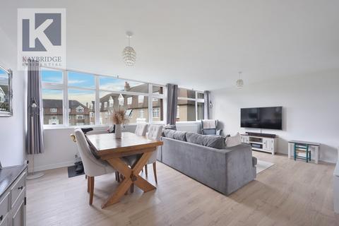 28, Grange Mansions Kingston Road, Epsom, KT17 2AD