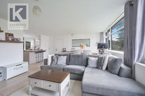 28, Grange Mansions Kingston Road, Epsom, KT17 2AD