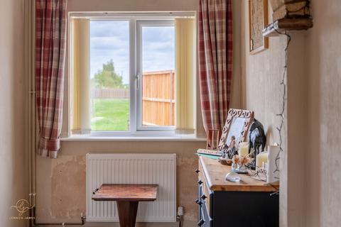 12 Ashbeach Road, Ramsey St Marys, Huntingdon, PE26 2SZ