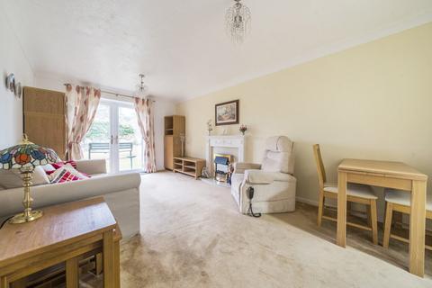 1 bedroom apartment for sale - New Road, Crowthorne, Berkshire