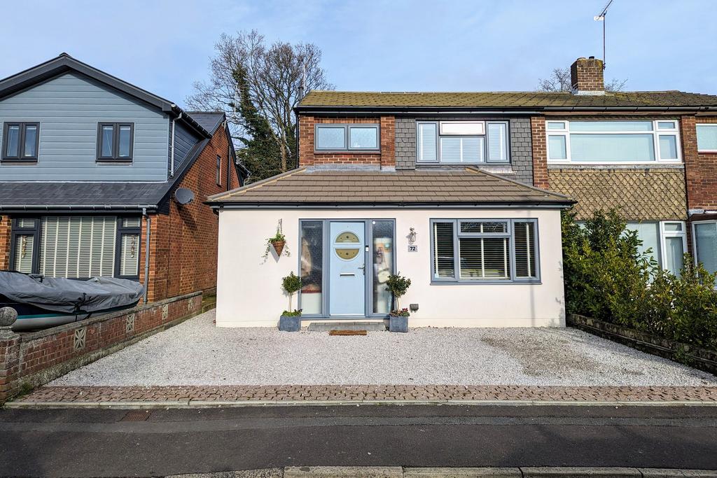 ABBEYFIELD DRIVE, FAREHAM. GUIDE... 3 bed semidetached house for sale