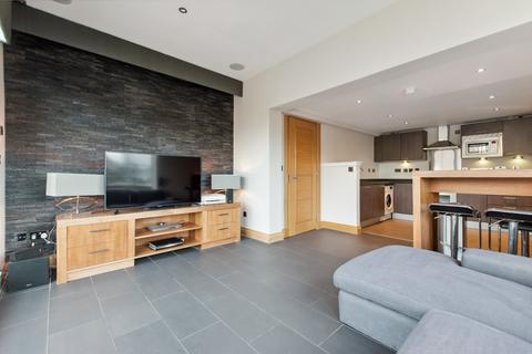 2 bedroom flat to rent - Hutcheson Street, Flat 69, Merchant City, Glasgow, G1 1SN