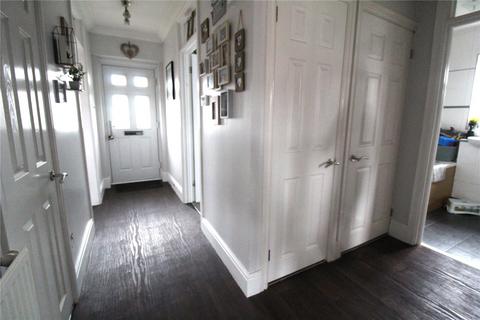 2 bedroom apartment for sale, Ashingdon Road, Rochford, Essex, SS4