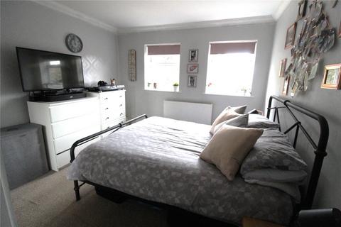 98 Ashingdon Road, Rochford, SS4 1RE