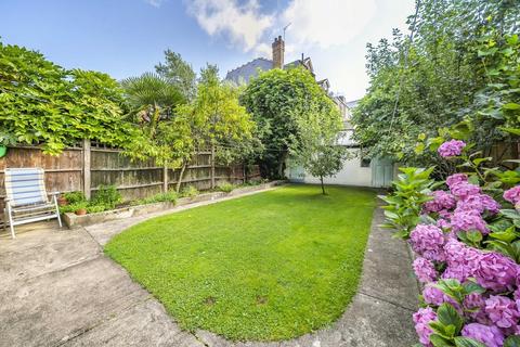 6 bedroom terraced house for sale, Albany Road, Stroud Green