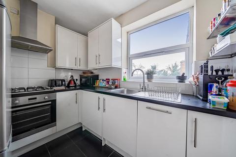 Flat 3, 93 Penge Road, London, SE20 7UN