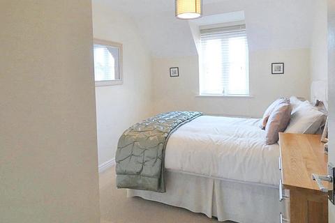 2 bedroom flat for sale - Garstons Way, Holybourne, Alton, Hampshire