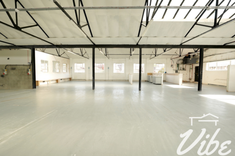 Industrial unit to rent, Crawley Road, London N22