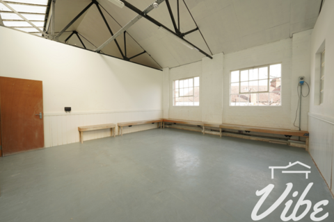 Industrial unit to rent, Crawley Road, London N22