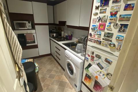 1 bedroom flat for sale, Hartington Road, Southend on Sea