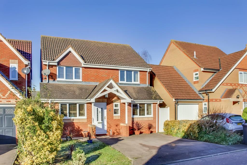 Swallow Court, St. Neots PE19 4 bed detached house for sale £450,000