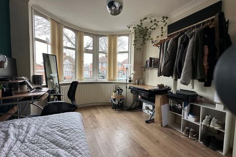 140 Gilbertstone Avenue, Birmingham, B26 1HX