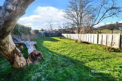 72 Browning Avenue, Worcester Park, KT4 8LD