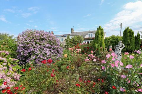 2 bedroom cottage for sale, Yelverton, Devon