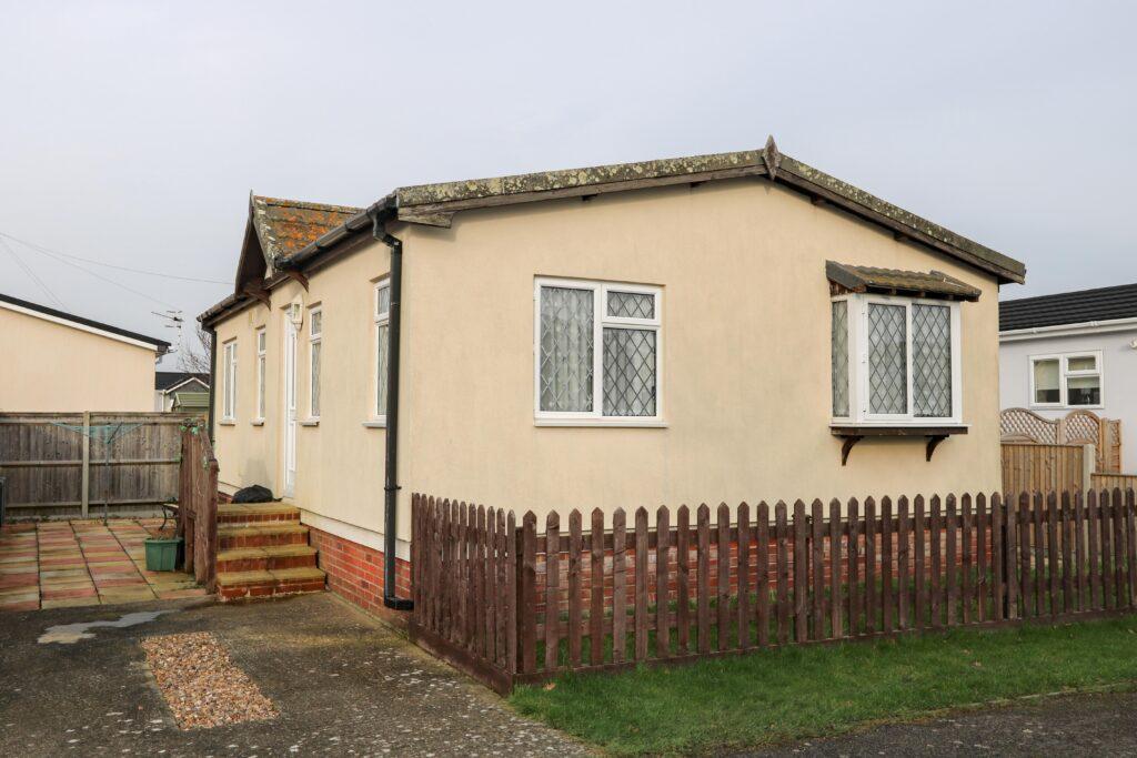 St Hermans Estate, Hayling Island 2 bed park home for sale £150,000