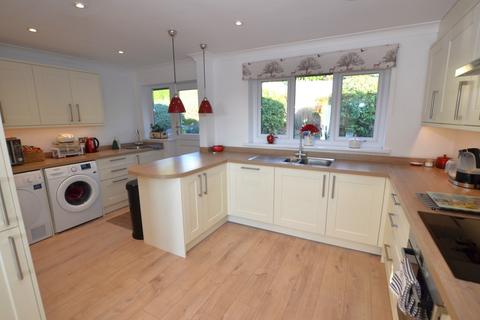 5 Halgavor Park, Bodmin, PL31 1DL