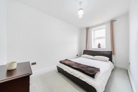 5 bedroom detached house for sale, Greenford Avenue, Southall, UB1