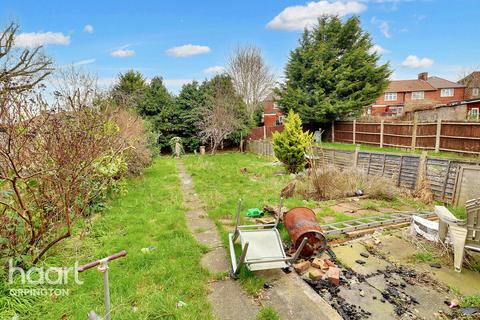 15 Framlingham Crescent, London, SE9 4AB