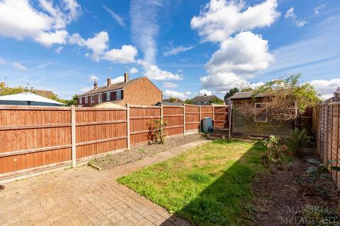 3 bedroom terraced house for sale, Bracken Close, Crawley RH10