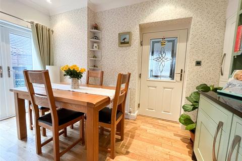 26 Brooklands Drive, Grotton, Oldham, OL4 4LG