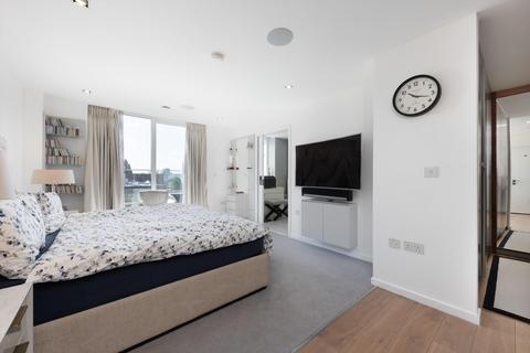 3 bedroom flat to rent, Farm Lane, London, SW6
