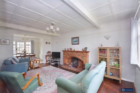 61 Ardleigh Green Road, Hornchurch, RM11 2JZ
