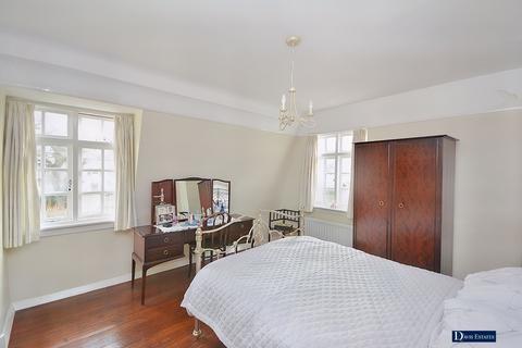 61 Ardleigh Green Road, Hornchurch, RM11 2JZ