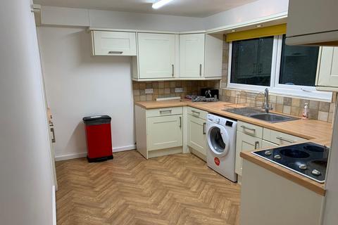 2 bedroom maisonette for sale, Ivel Road, Stevenage, Hertfordshire