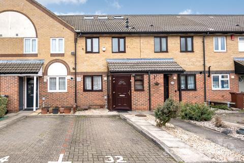 3 bedroom terraced house for sale - Friars Close, Chingford, E4