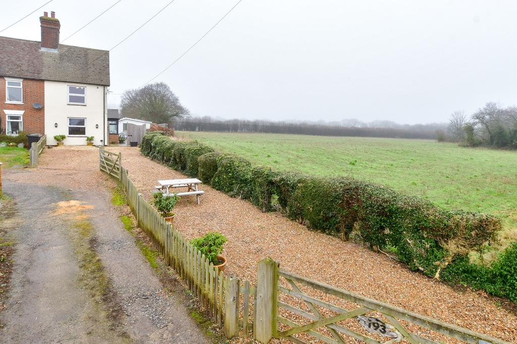 Kent Street, Mereworth, Maidstone, Kent 3 bed end of terrace house for