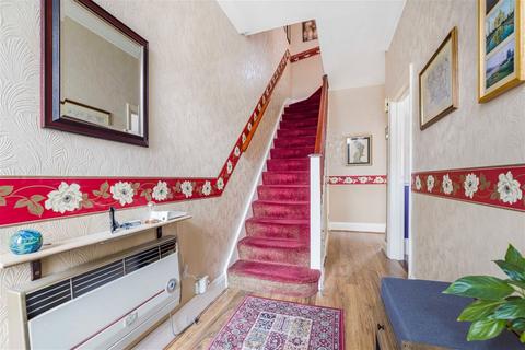 4 bedroom terraced house for sale, Balgowan Road, Beckenham BR3