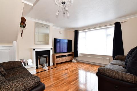 16 Beaufort Road, Rochester, ME2 3SW