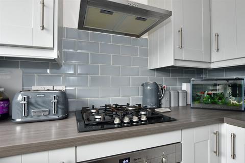 20 Barra Glade, Wickford, SS12 9GU