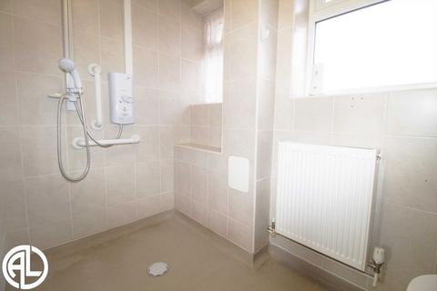 2 Longmead, Letchworth Garden City, SG6 4HW
