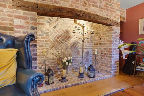 1-2, Layfield Cottages Sheppey Way, Bobbing, Sittingbourne, ME9 8QS