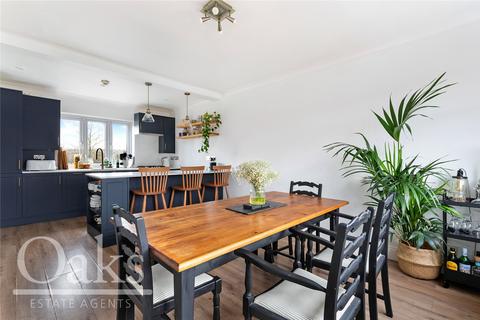 3 bedroom apartment for sale, Windermere Road, Streatham Vale