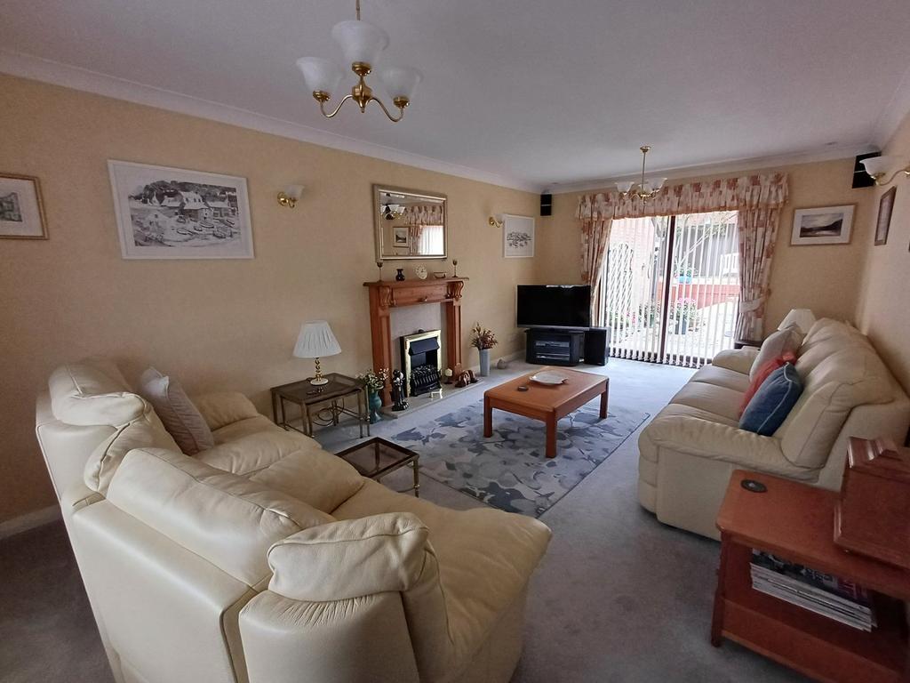 Goddard End, Stevenage SG2 4 bed detached house £650,000