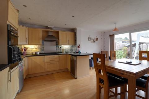 3 bedroom terraced house for sale, Salisbury Road, Stevenage SG1
