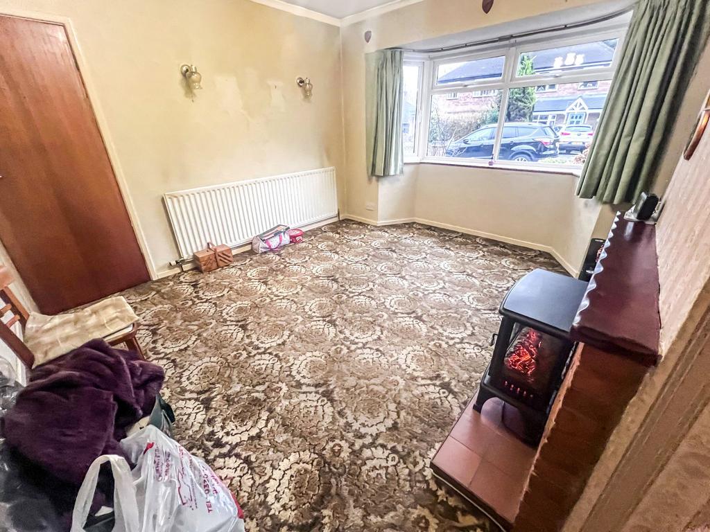 Cedar Road, Willenhall 3 bed semidetached house for sale £150,000