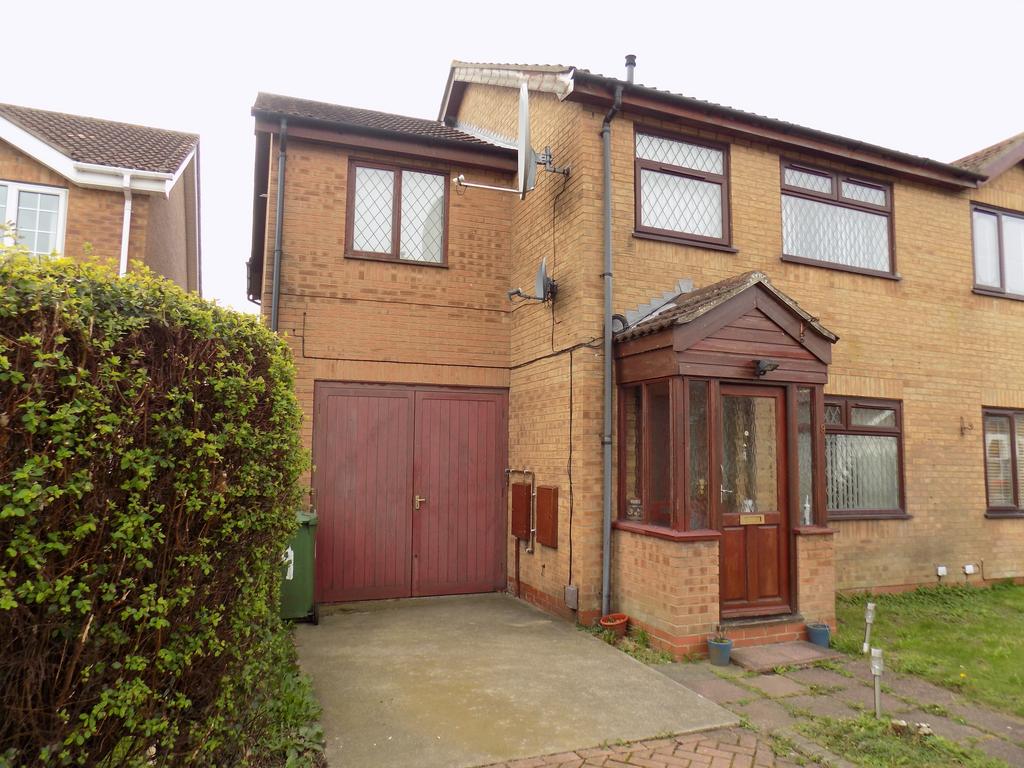 Sunningdale Drive, Immingham DN40 4 bed semidetached house for sale