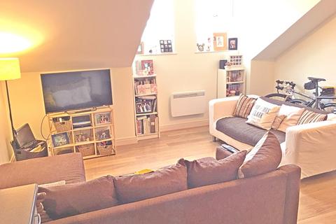 undefined, Beaumont Drive, Worcester Park KT4