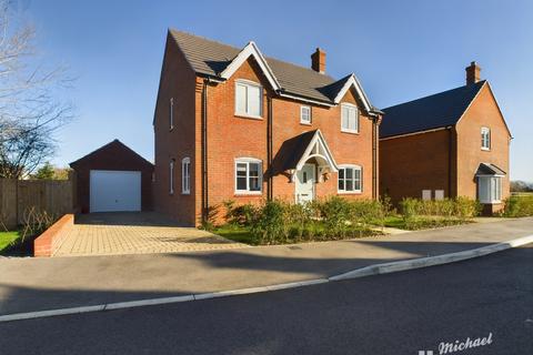 3 bedroom detached house for sale, Clifford Road, Quainton, Aylesbury, Buckinghamshire