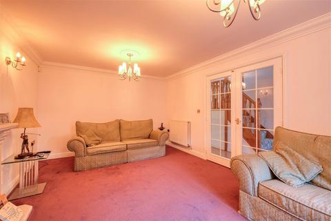 5 bedroom detached house for sale, Royal Worcester Crescent, The Oakalls, Bromsgrove, B60 2TN