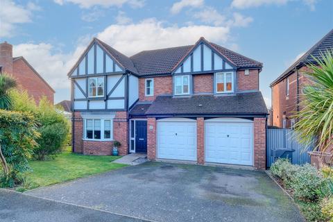 5 bedroom detached house for sale, Royal Worcester Crescent, The Oakalls, Bromsgrove, B60 2TN