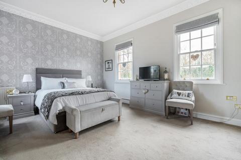 2 bedroom flat for sale, Bracknell,  Berkshire,  RG42