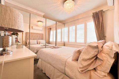 2 bedroom park home for sale - Fayre Oaks Home Park, Kings Acre, Hereford, HR4