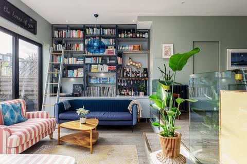 34 Chalcroft Road, London, SE13 5RF
