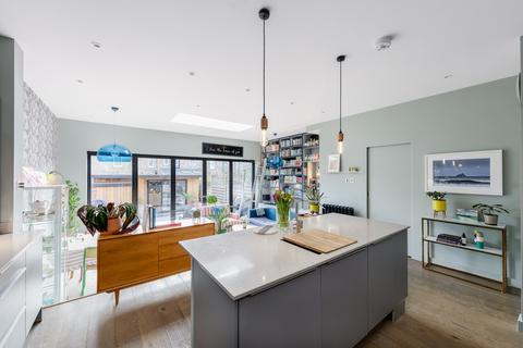 34 Chalcroft Road, London, SE13 5RF