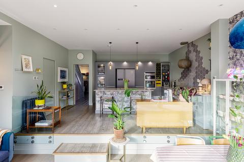 34 Chalcroft Road, London, SE13 5RF